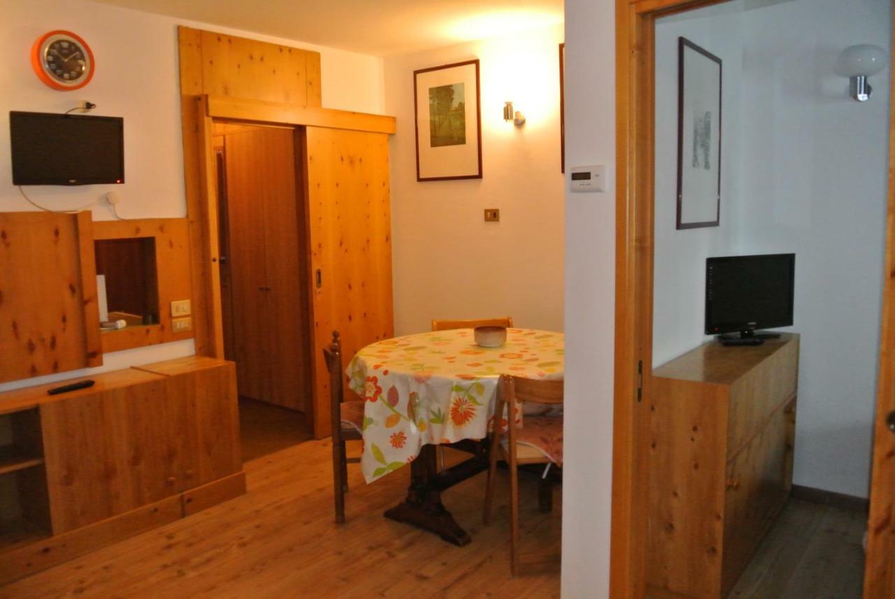 Complesso I Dadi - Residence Cielo Alto - Alberto 21 Брей-Червінія Екстер'єр фото